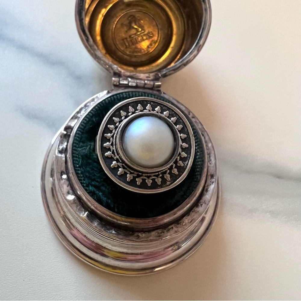Spectacular Vintage Mabe Pearl and 925 Sterling Silver Lunar Ring - Picture 9 of 9